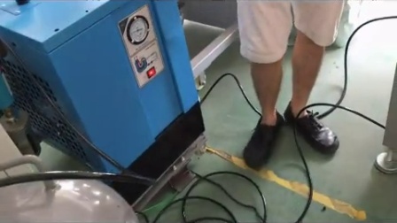 立式包装机械 全自动充氮气膨化视频包装机 膨化食品自动封口包装机械