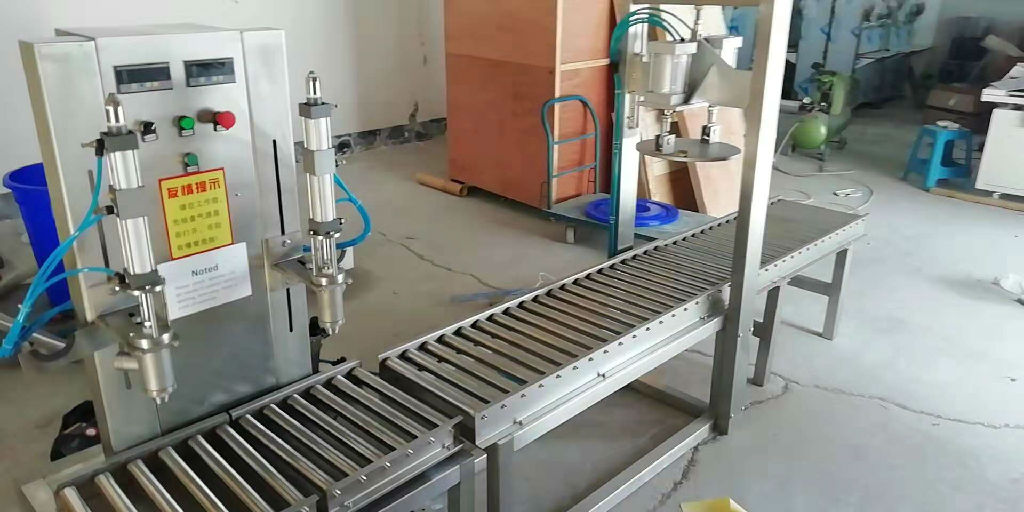 郑州液体包装机械_液体包装机器_液体包装编织袋