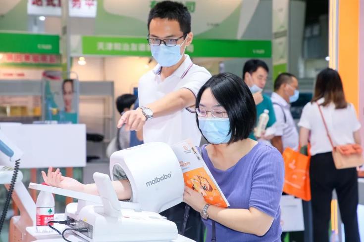 广州食品包装机械市场_食品礼盒包装_食品自动包装卷膜价格