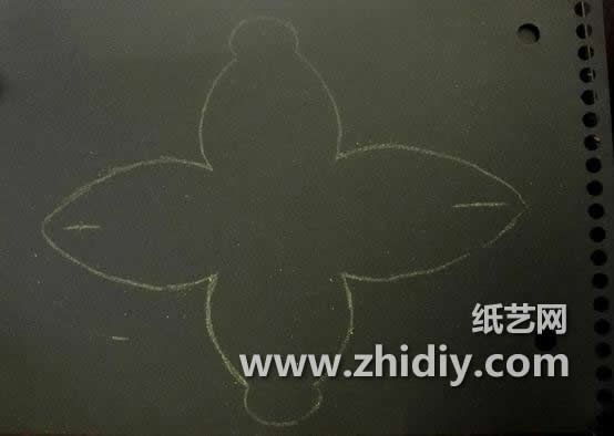 基本的包装盒展开图都可以成为手工折纸包装盒制作的一个点